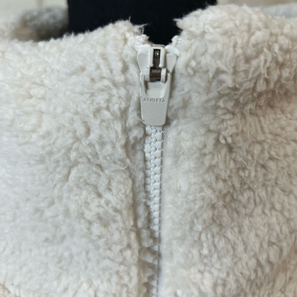 Athleta Tugga Sherpa Jacket, size large. - Picture 3 of 9